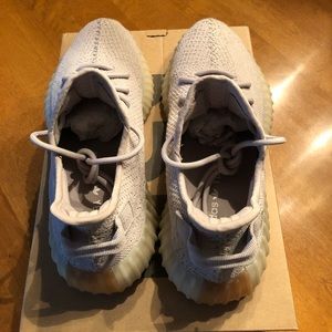 Barely used Yeezy 350 Sesame.